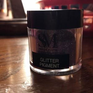 Glitter